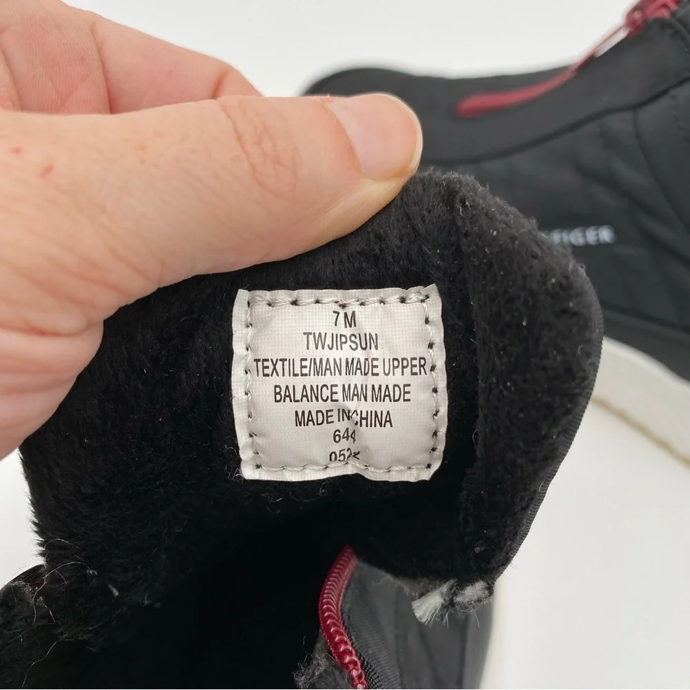 Tommy Hilfiger‎ Jipsun Zip Up Cold Weather Snow Sneakers Ankle Boots Size 7 NWOT